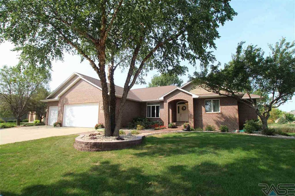 5705 S Tomar Rd, Sioux Falls, SD 57108 Zillow
