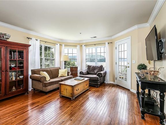 5th image of 311 Highridge Ct Unit 62