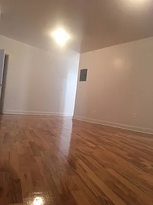 Rented by Crosstown Apartments NYC | media 23