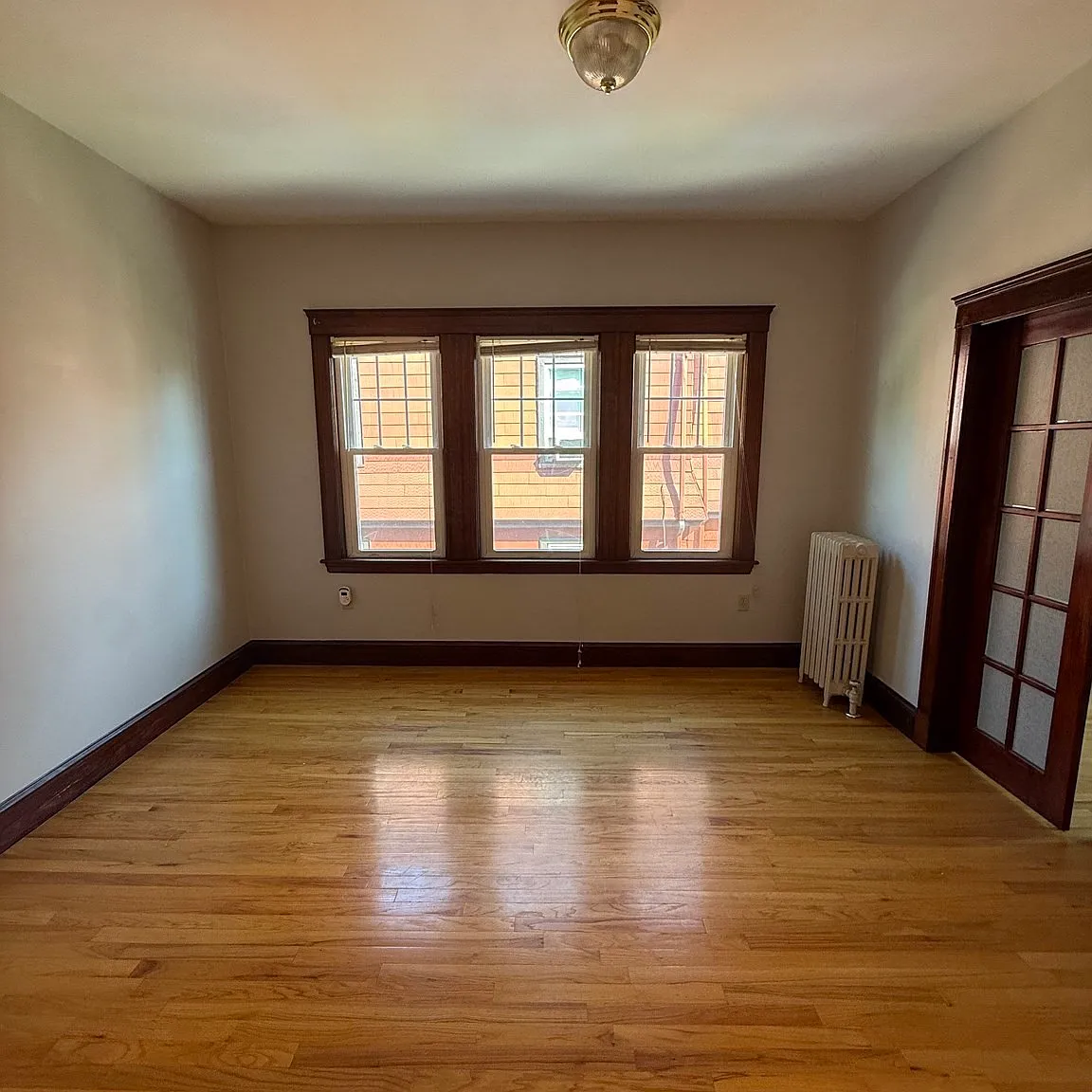 2 bed, 1000 sqft, $2,450 — Photo 2