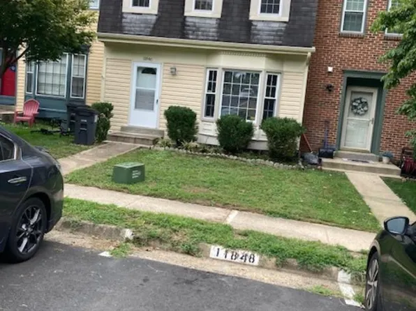 11846 Critton Cir, Woodbridge, VA 22192