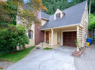 2675 SW Brae Mar Ct, Portland, OR 97201
