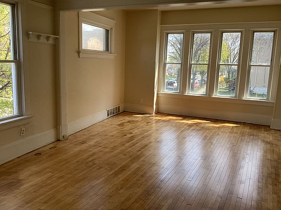 2nd image of 701-707 S 31st St #701
