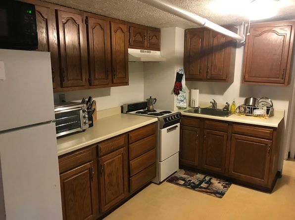 29 Cameron Ave #1B