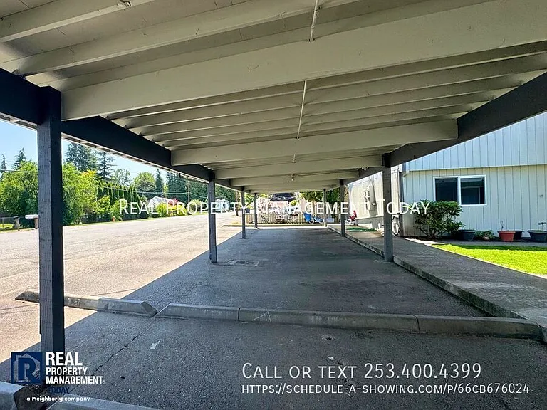 450 Pearl St #B — Photo 15