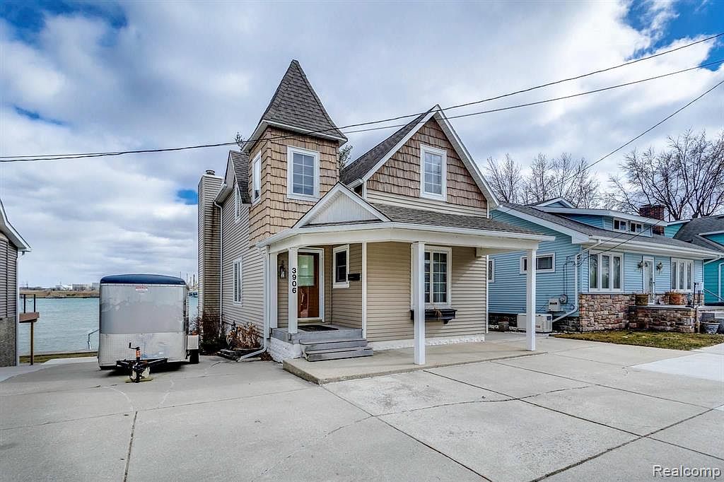 3906 Military St, Port Huron, MI 48060 MLS 2220021979 Zillow