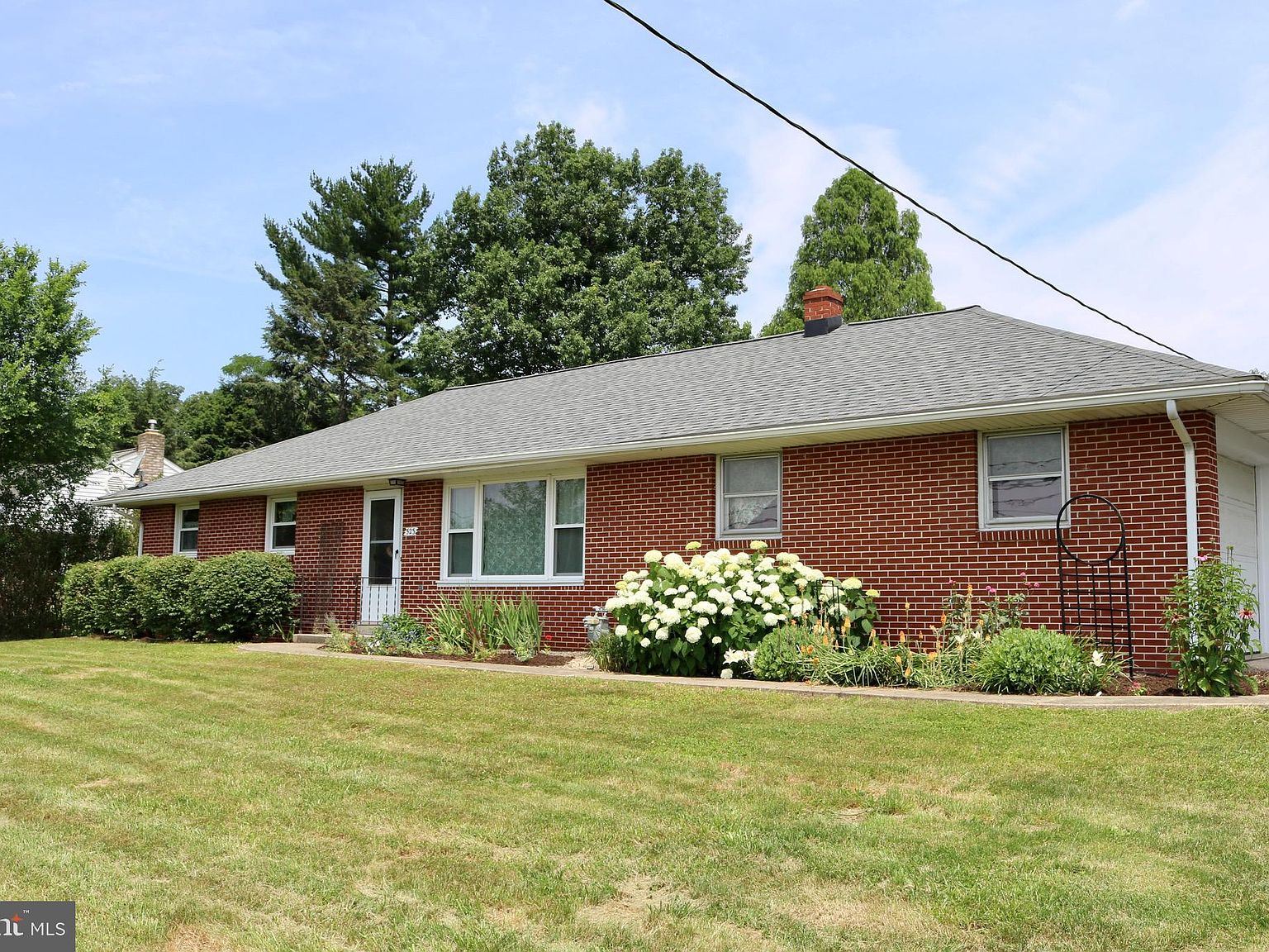 523 E Newport Rd, Lititz, PA 17543 Zillow