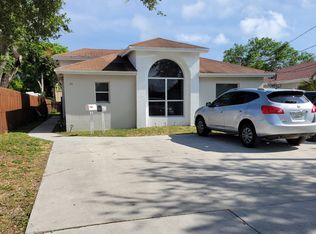 35 SW 7th St #2, Hallandale Beach, FL 33009