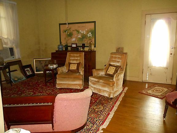 3rd image of 511 Avenue B St