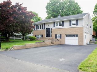 34 Sengstacken Dr, Stony Pt, NY 10980