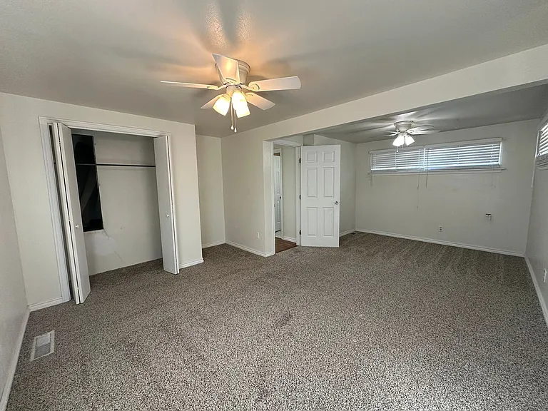 2108 Westchester Dr — Photo 22