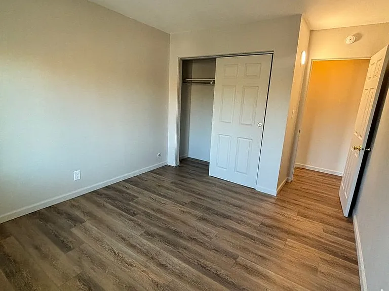 1404 Toole Ave — Photo 9