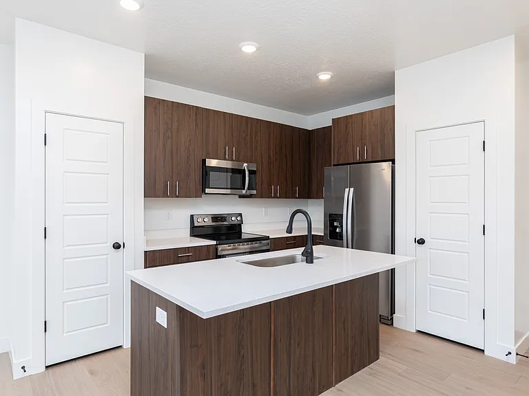 Slatewood Townhomes — Photo 1