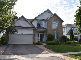 1666 Aster Dr, Romeoville, IL 60446