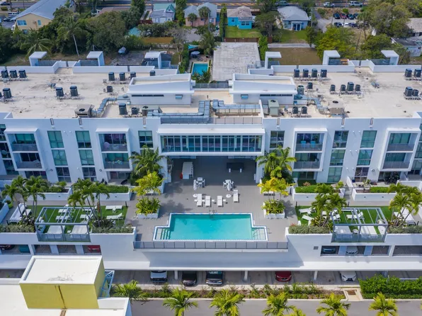 111 SE 1st Ave, Delray Beach, FL