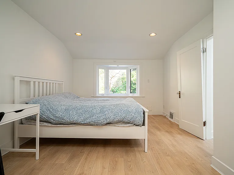 5626 Highbury St — Photo 26