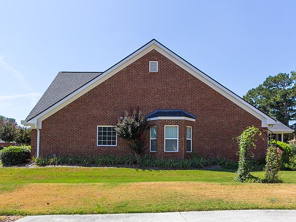 2nd image of 414 Chicamauga Ct