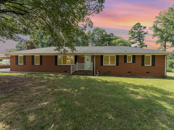 629 Browns Crossroads Rd, Staley, NC 27355
