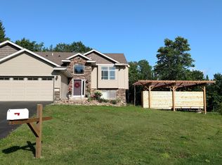5252 Twin Pines St, Hermantown, MN 55811