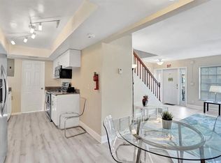 3226 NE 12th St APT 11, Pompano Beach, FL 33062