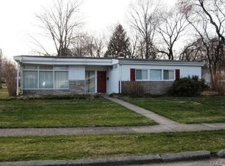 15 Argonne Dr, Stratford, CT 06614