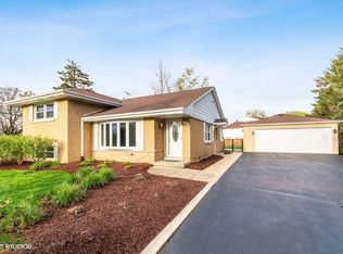 1601 S Fairfield Ave, Lombard, IL