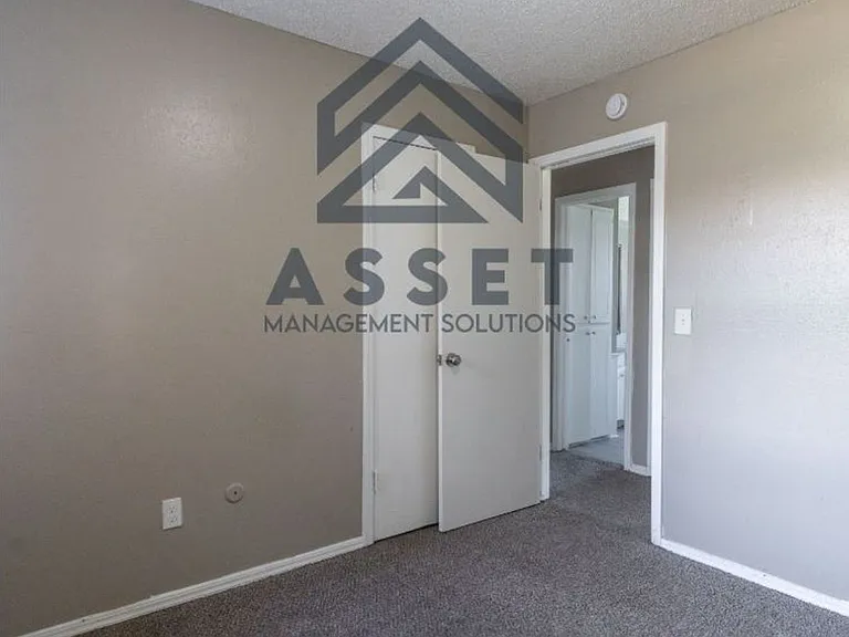 304 W Campbell Dr — Photo 20