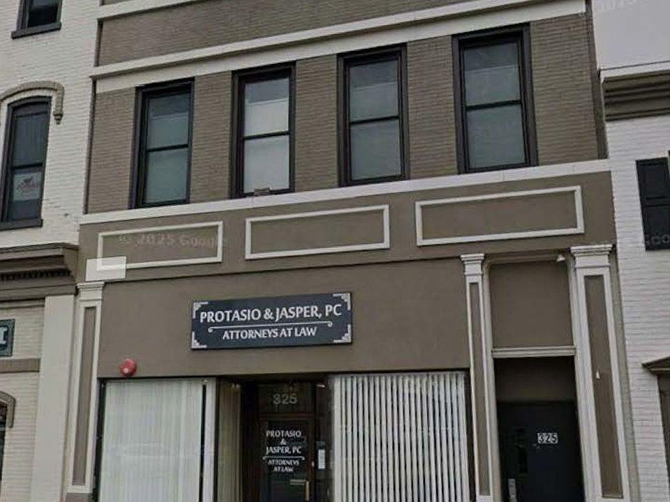 1st image of 325 S Market St #0