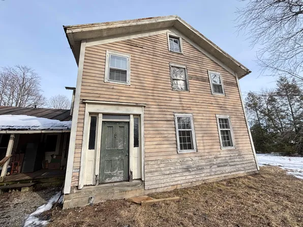 6192 Troy Rd, Springfield, OH 45502