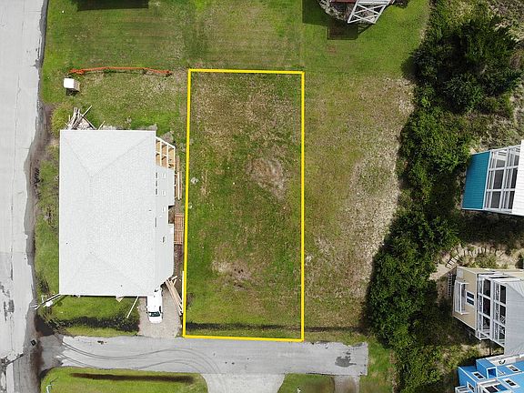 4th image of 303 Cooper Avenue Ext