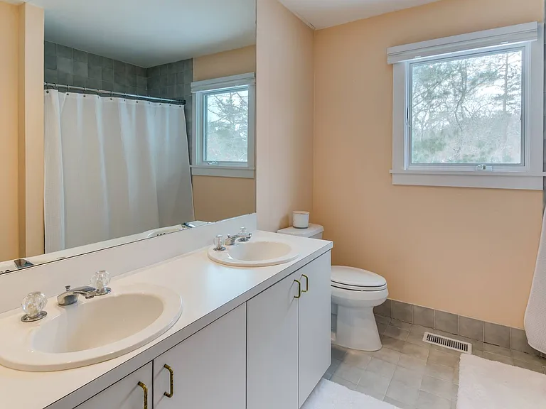 546 Wainscott Northwest Rd — Photo 18