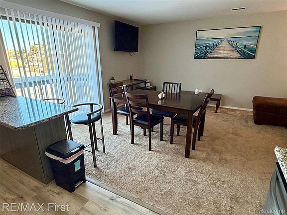 4th image of 286 E Thirteen Mile Rd APT 203