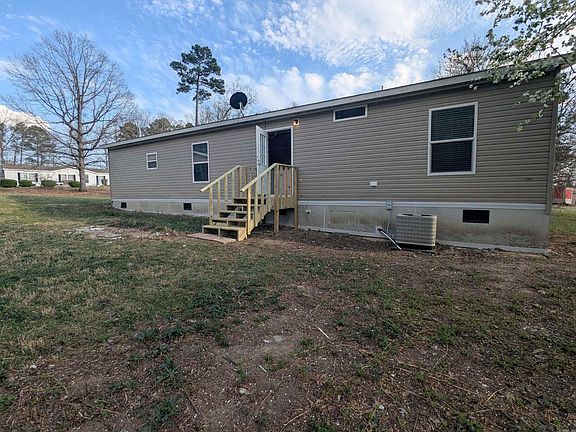 3rd image of 227 Mount Tabor Rd