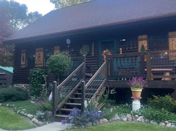 4658 N Steel Rd, Hemlock, MI 48626