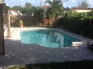 260 NW 8th St, Boca Raton, FL 33432