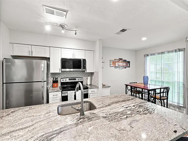 8630 Mallard Reserve Dr #203 — Photo 12
