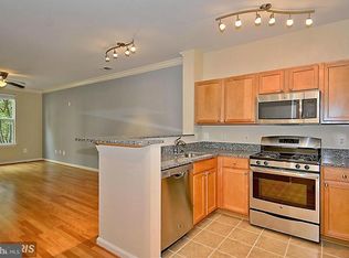 12000 Market St APT 212, Reston, VA 20190