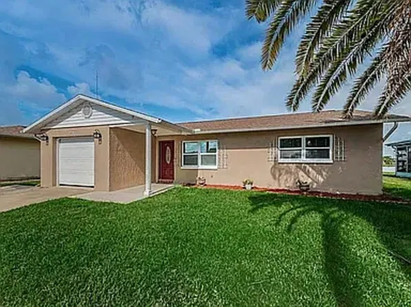2141 Harrison Dr, Holiday, FL 34691