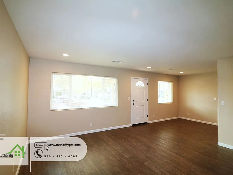 3653 Polaris Way — Photo 8