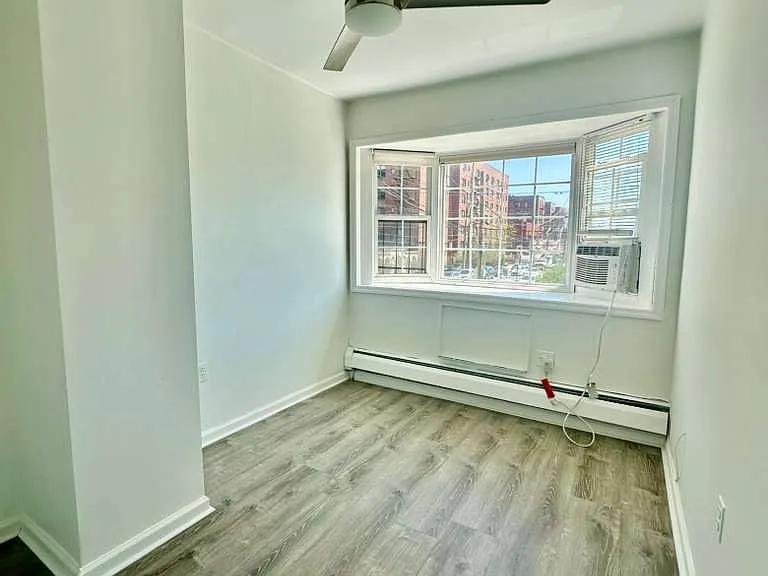 13-04 Dinsmore Ave #2 — Photo 11
