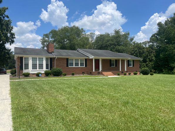 510 Lawyers Rd W