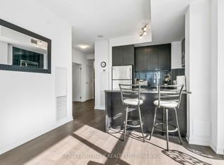 98 Lillian St #1212, Toronto, ON M4S 0A5