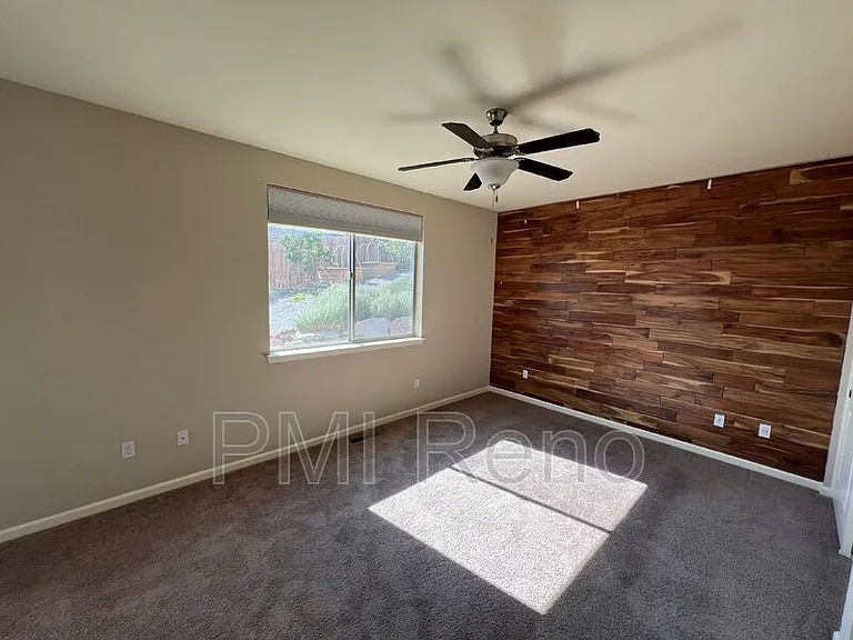 3025 Comstock Dr — Photo 16
