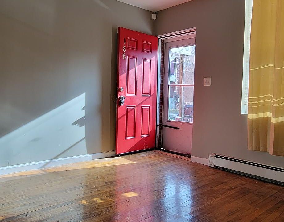 2nd View of Living Room