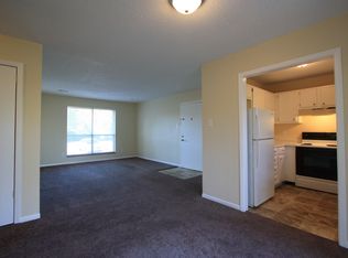 804 Flanders Ln APT 4, Knoxville, TN 37919