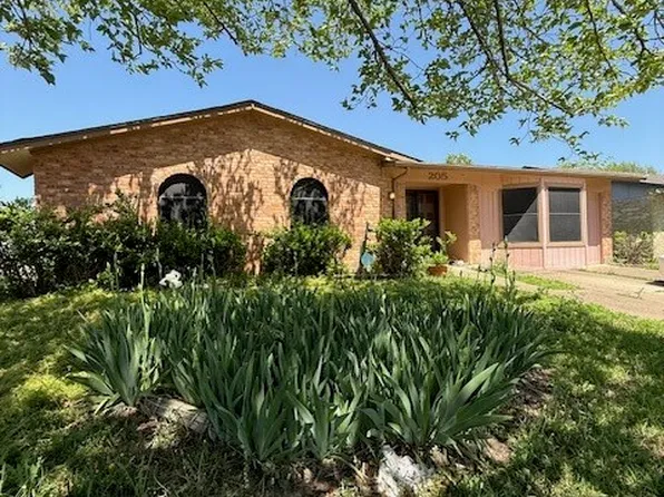 205 E Kearney St, Mesquite, TX 75149