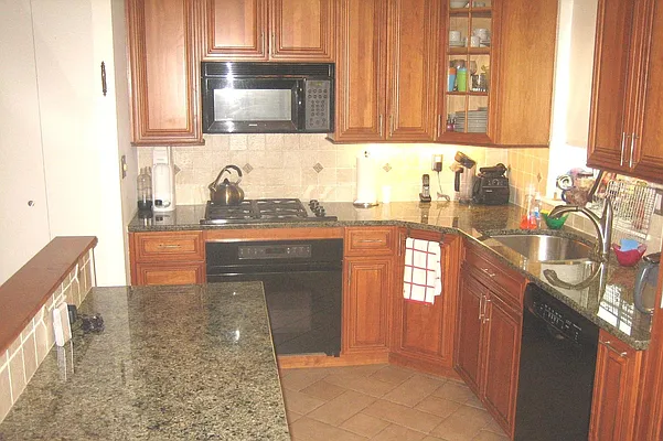 Rented by Corcoran | media 30