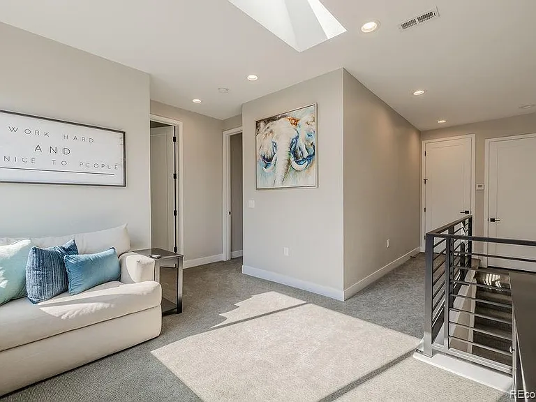 2689 W Bellewood Dr — Photo 10