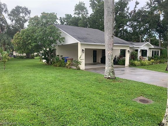 2nd image of 1540 Alhambra Dr