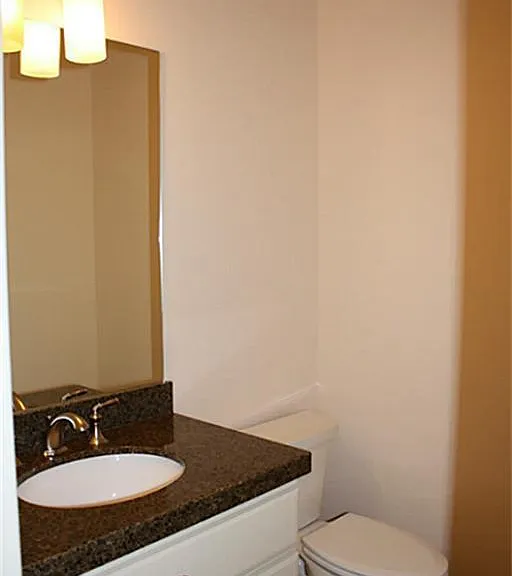2046 Palm Forest Ln — Photo 23